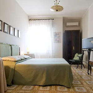 Mimi Cagliari